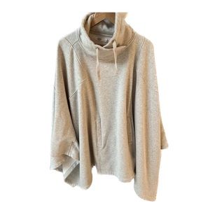 UGG Poncho / Cape Cowl Neck, Sweatshirt Style size XL